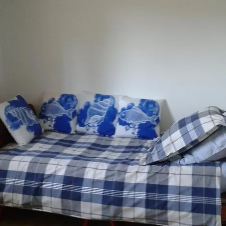 Lily Bed and Breakfast *